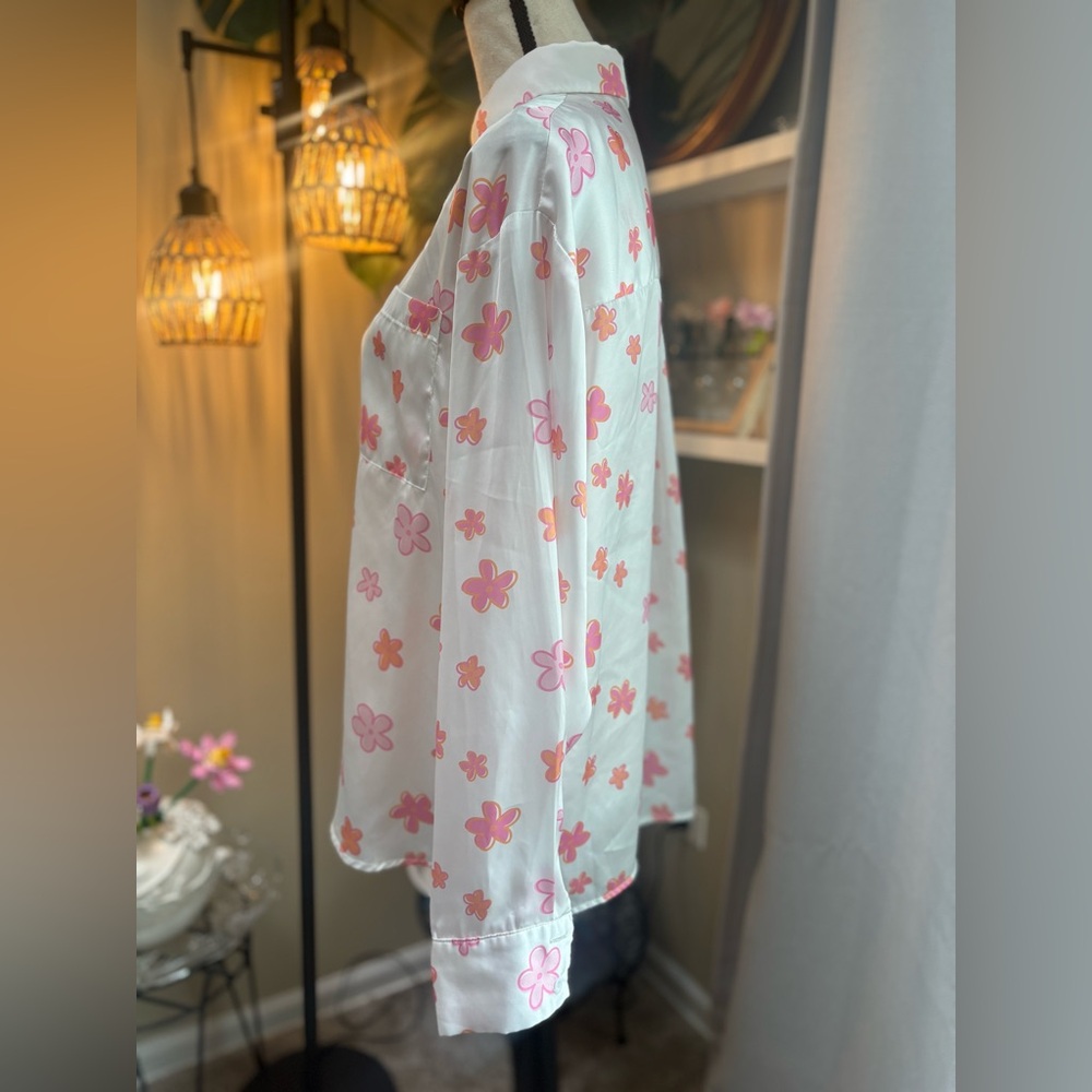 Peppermayo White Button-Down Blouse with Pink & Orange Floral Print - Picture 6 of 11